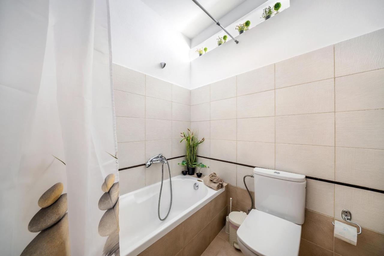Luxury Town Center Suite Apt A2 Iráclio Exterior foto